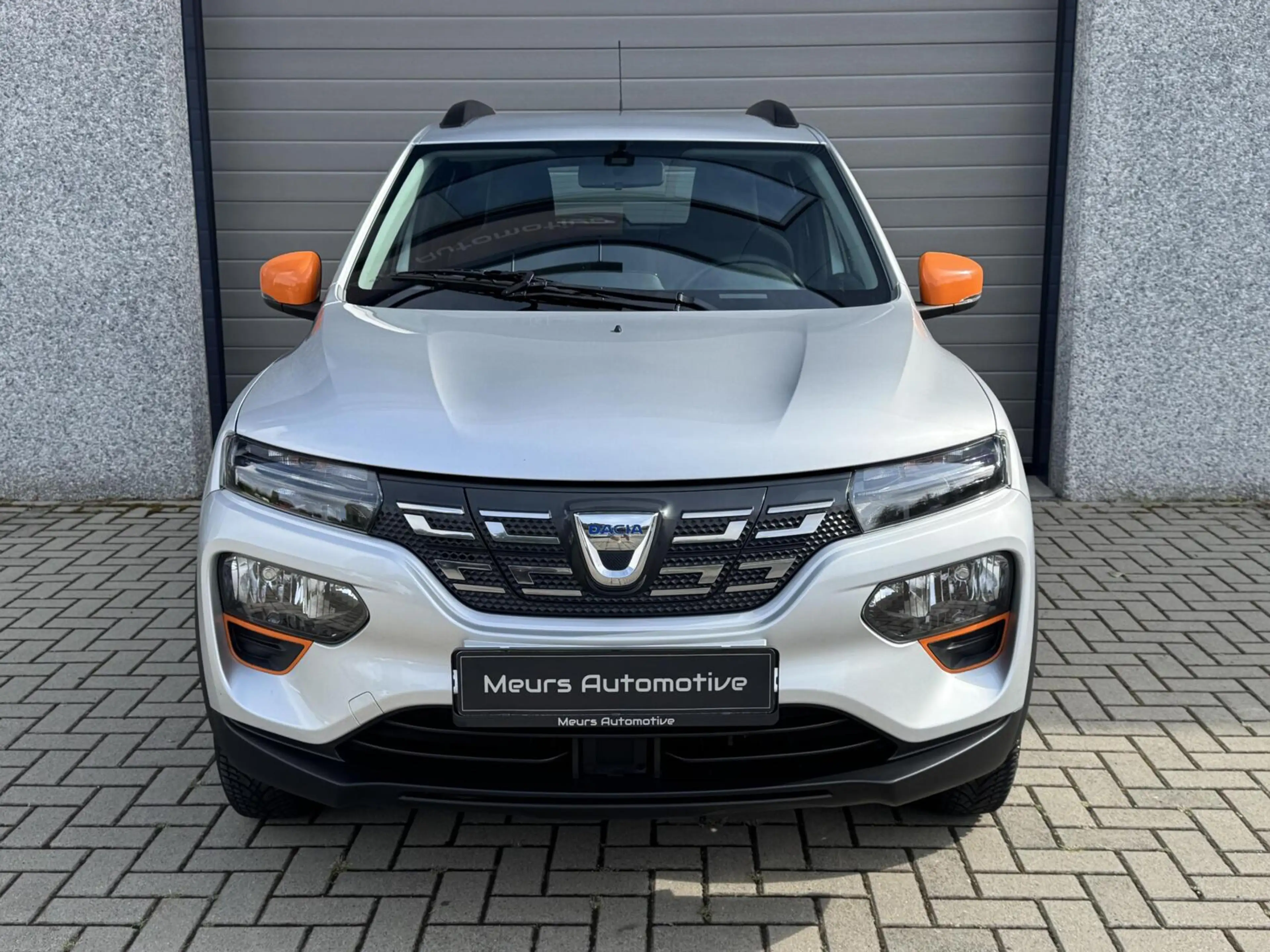 Dacia Spring Comfort Plus (Orange Pack) SOH 93% 27 kWh/Navi/Cam — photo 3