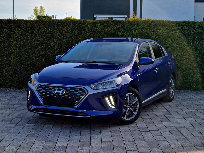 Hyundai IONIQ Ioniq Style Plug-In Hybrid