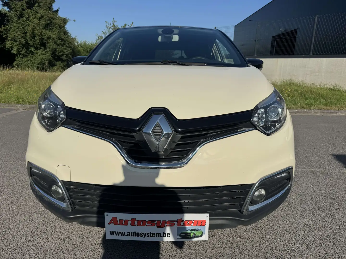 Renault Captur 1.5 dCi Energy Intens*Euro6b*Garantie 1an*Carpass* Beige - 2