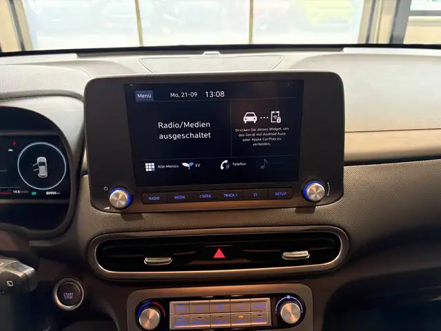 Hyundai Kona view 11