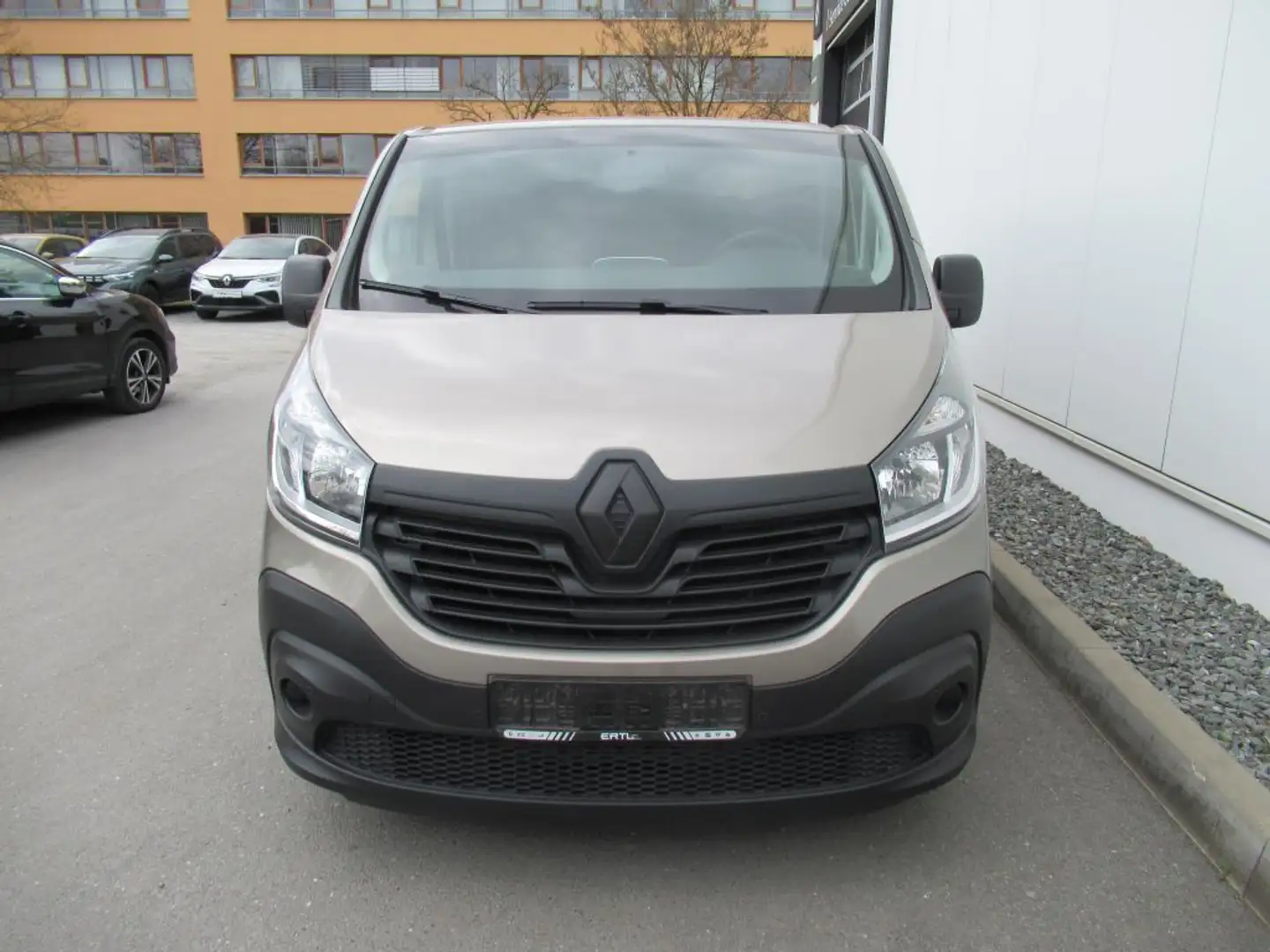 Renault Trafic 1.6 dCi 120 Grand Combi Expression Beige - 2