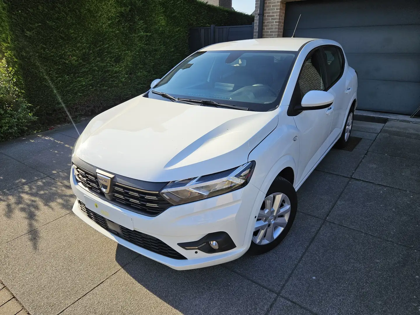 Dacia Sandero 1.0 TCe Comfort / CAMERA / LED / ** SUPER DEAL ** Wit - 1