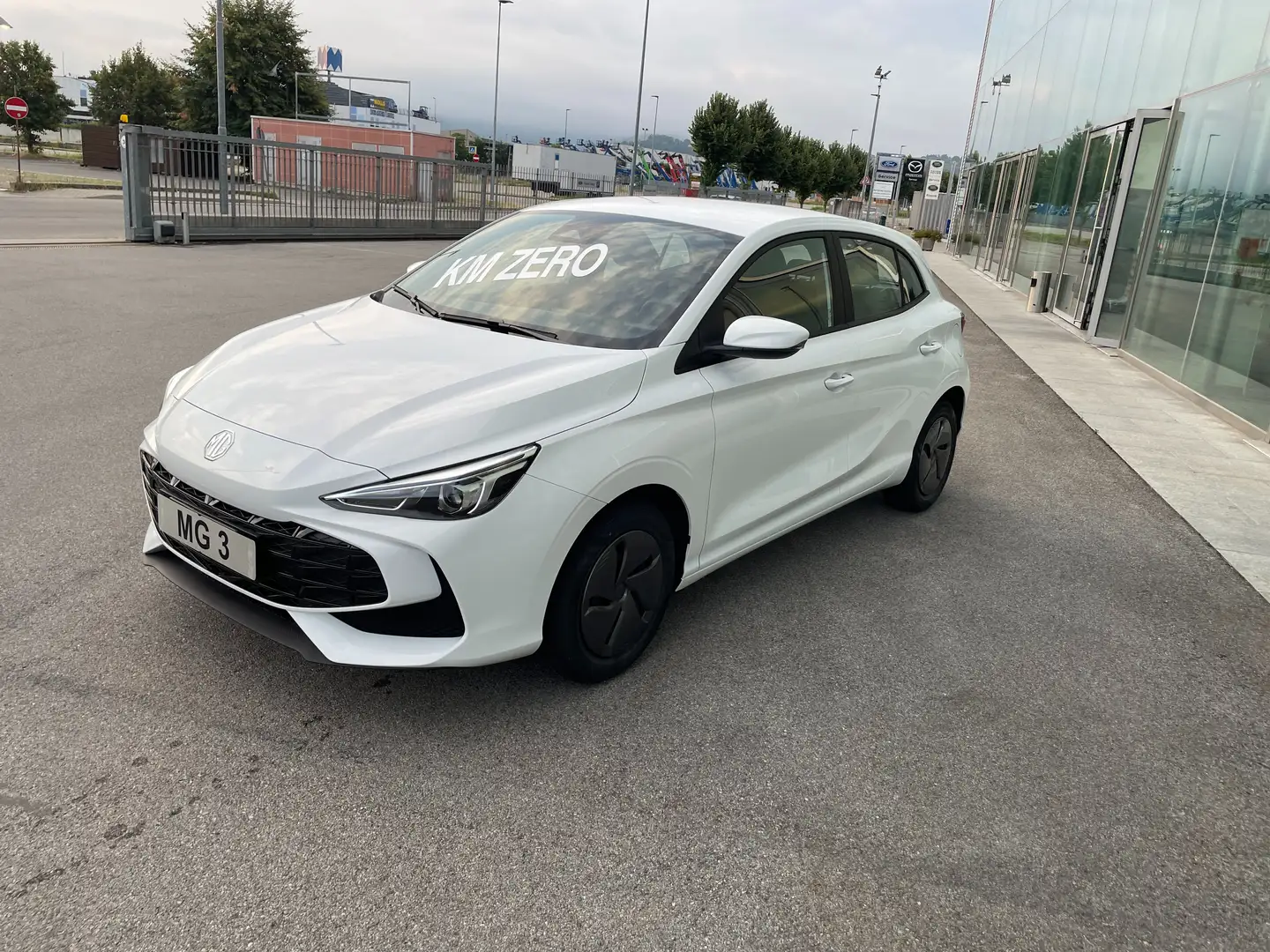 MG MG3 MG3 1.5 115CV BENZINA STANDARD KM ZERO Bianco - 2