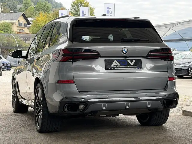 BMW X5 xDrive M-Sport 30d Luftfahrwerk Ansicht 15