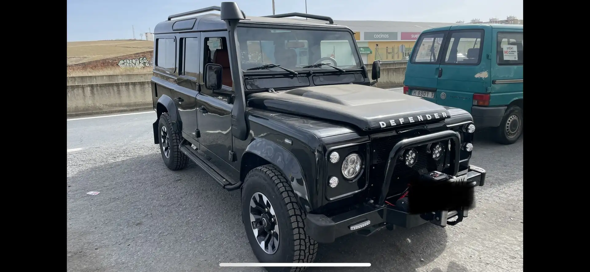 Land Rover Defender 110 2.5Td5 SW E - 1