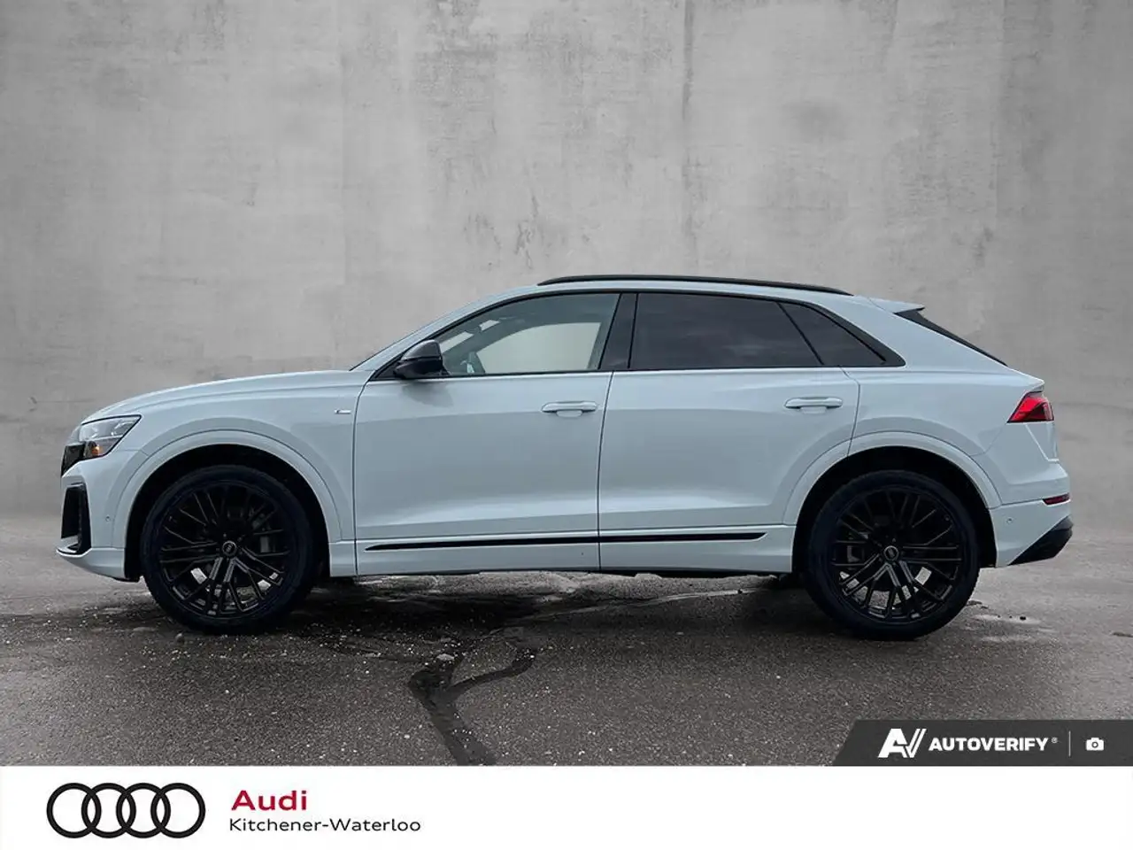 Audi Q8 снимка Audi Q8