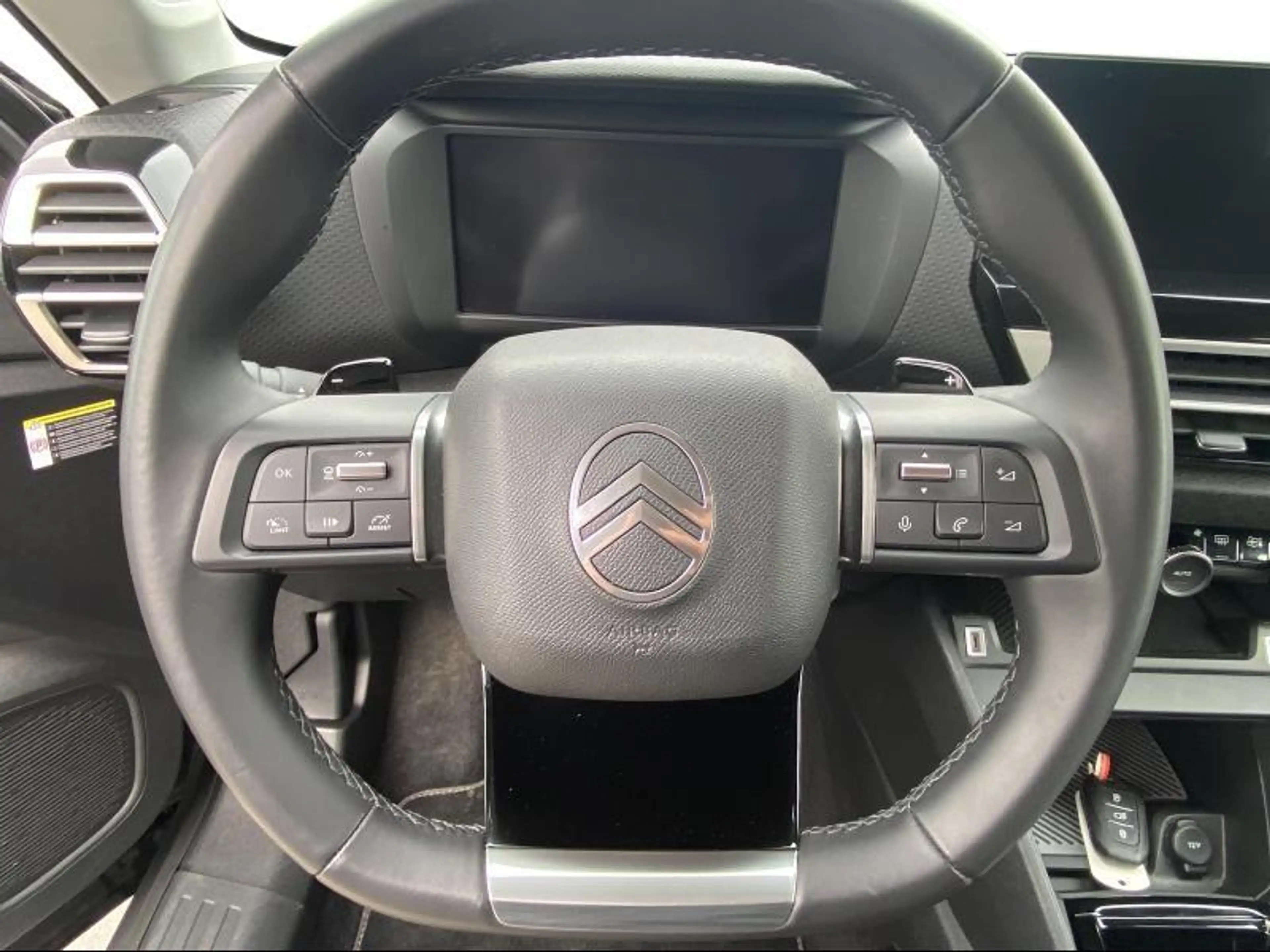 Citroen C4 X Hybrid 145 Automatic MAX — photo 11