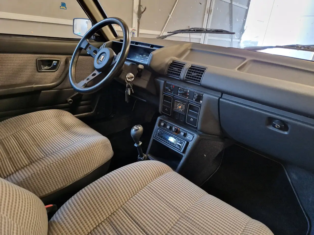 Peugeot 305 S5 GT - 150pk, foto 9