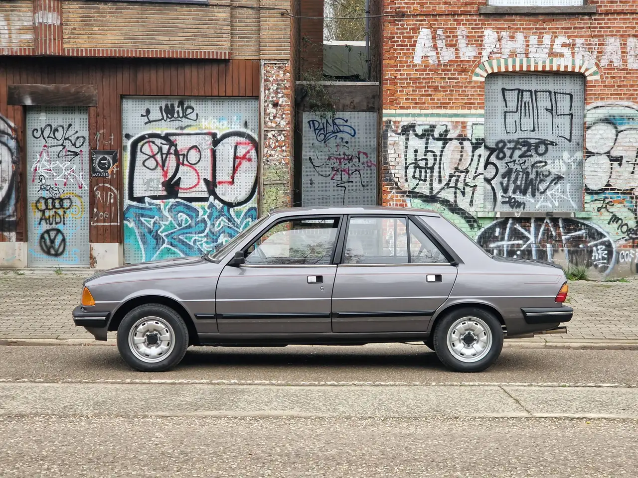 Peugeot 305 S5 GT - 150pk, foto 2