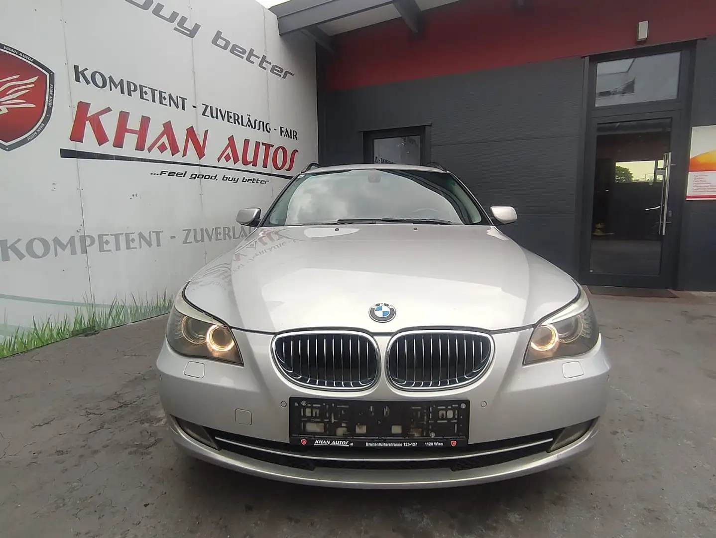 BMW 525 d xDrive Österreich-Paket Aut. *Navi*Leder*Xeno... Silber - 2