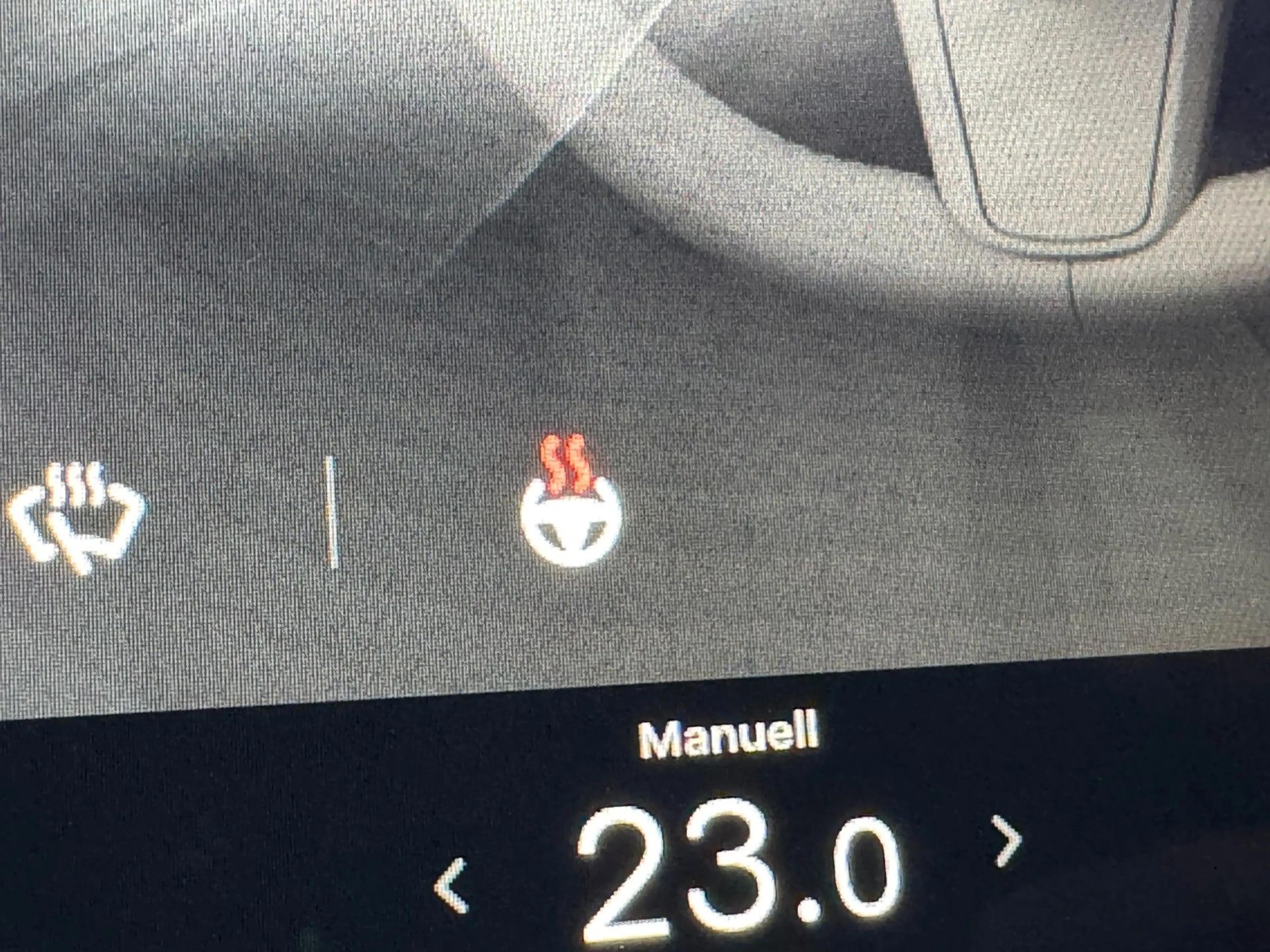 Tesla Model Y AWD Long Range Dual Motor Pano AHK 20" — photo 25