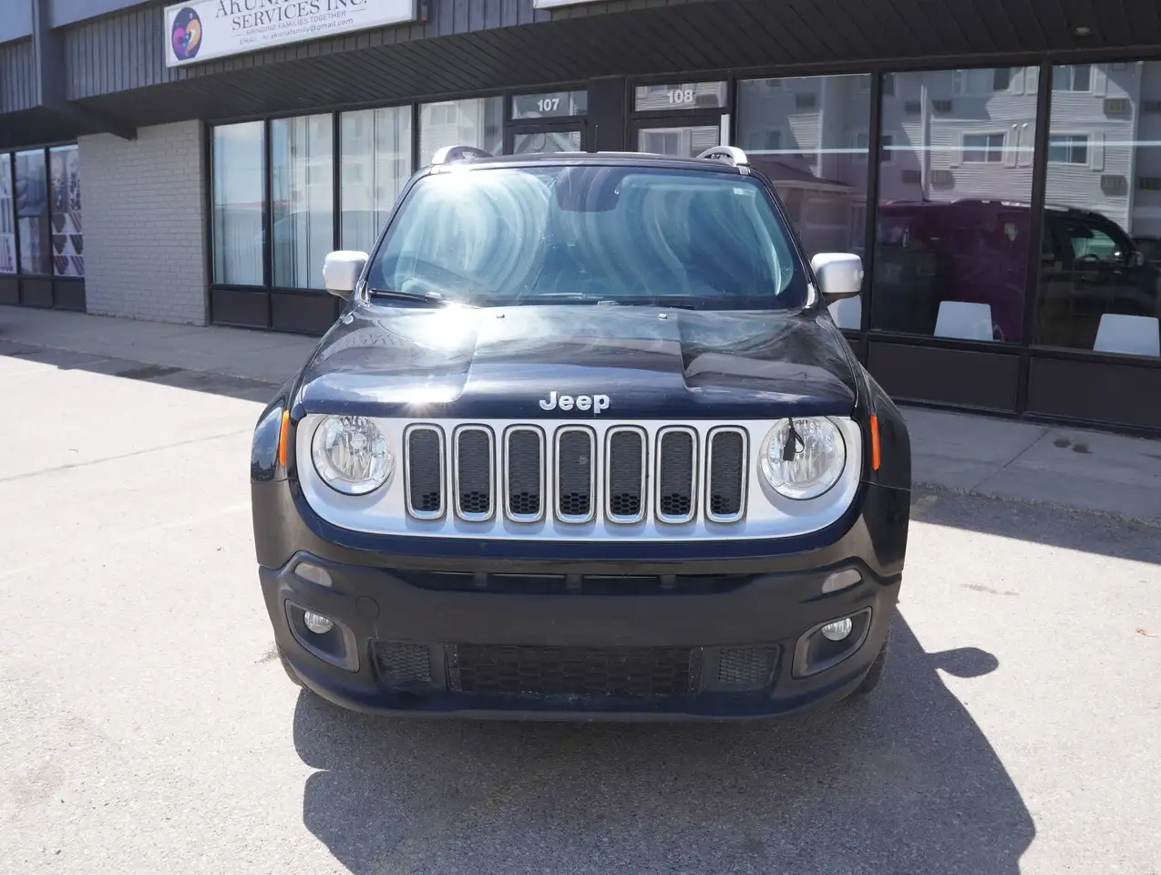 Jeep Renegade снимка Jeep Renegade