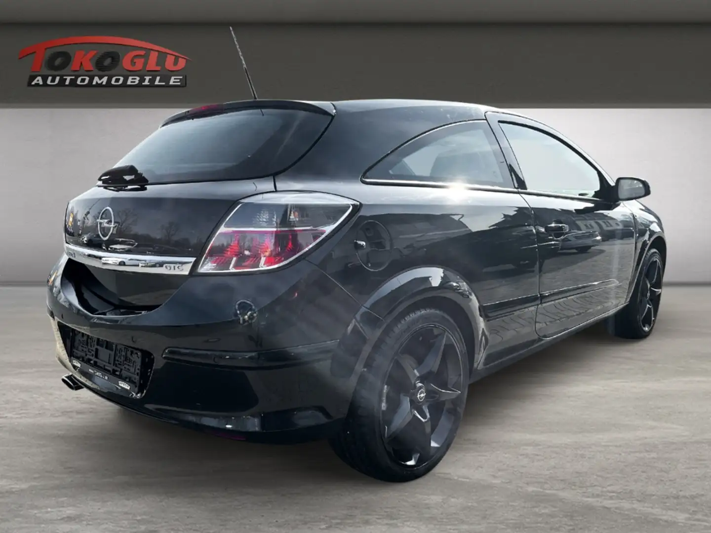 Opel Astra H GTC Sport 1.8 Navi Klimaautom Temp PDC Regensens Schwarz - 2