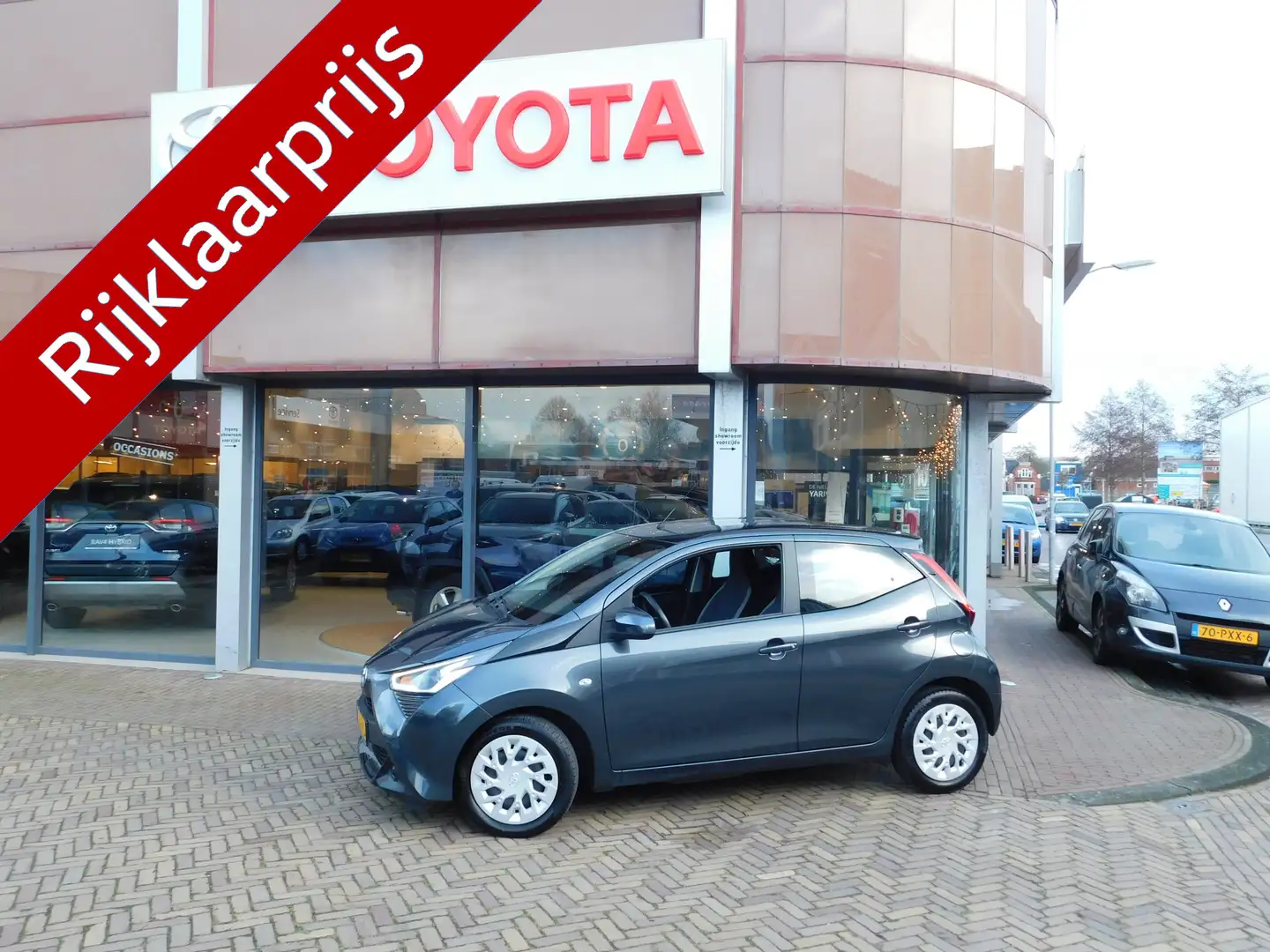 Toyota Aygo 1.0 VVT-i x-play | Unieke Kilometerstand! | APPLE Gris - 1