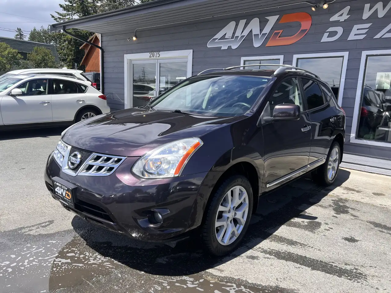 Nissan Rogue снимка Nissan Rogue