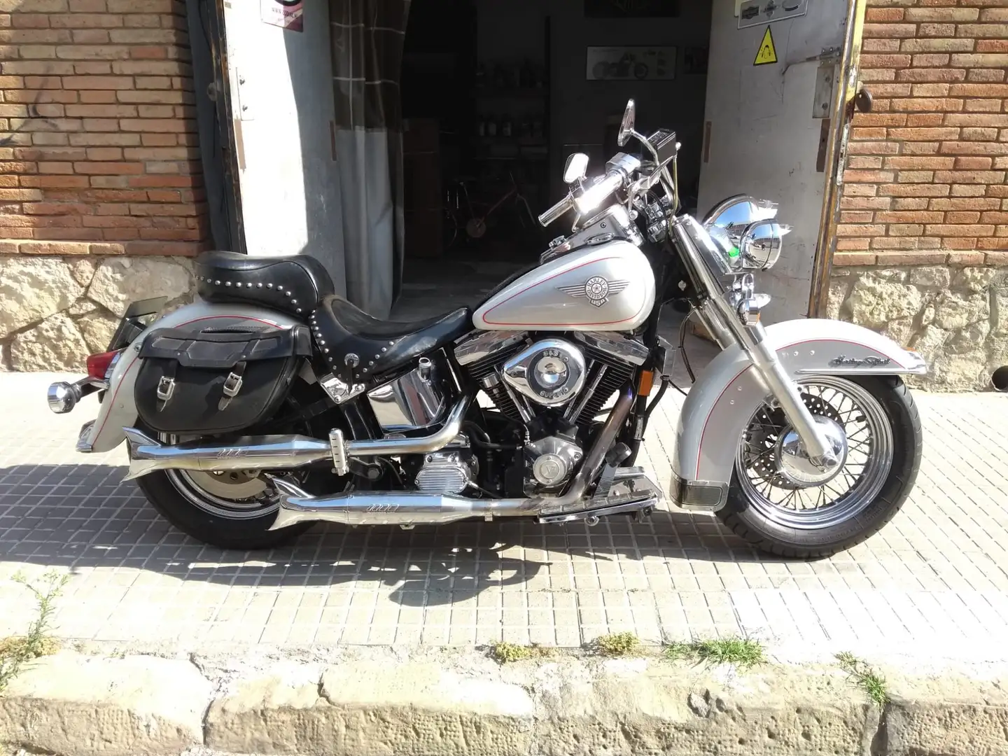 Harley-Davidson Heritage Softail Blanco - 1