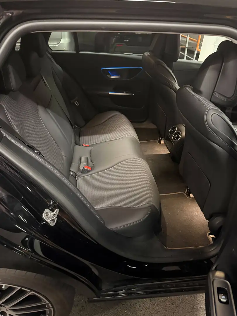 Mercedes-Benz C 200 C 200 d T Aut. Schwarz - 2