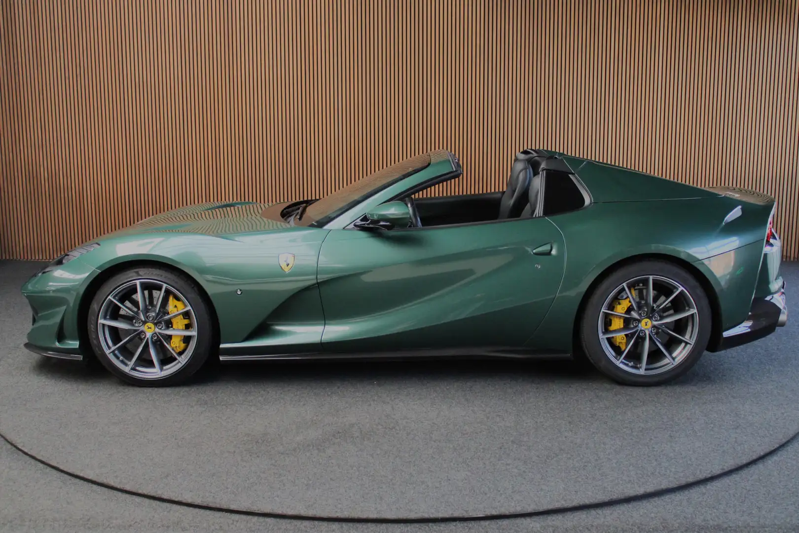 Ferrari 812 GTS 6.5 V12 HELE Carbon 360° Leer Groen - 2