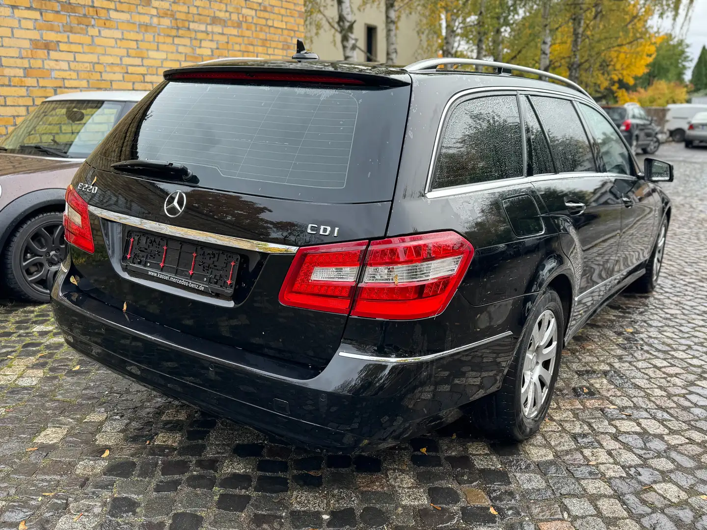Mercedes-Benz E 220 E-Klasse T-Modell Diesel T CDI DPF Automatik Schwarz - 2