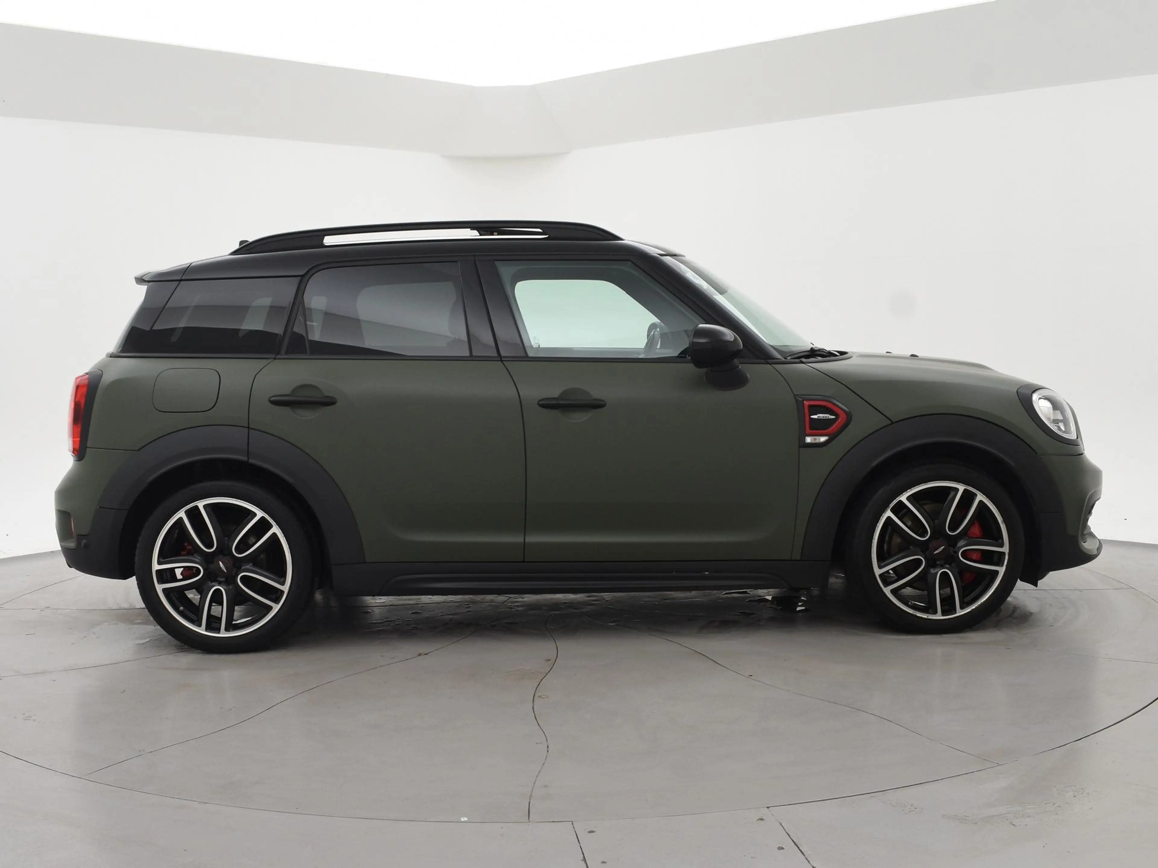 MINI John Cooper Works Countryman Mini JCW 2.0 231 PK ALL4 AUT. MAT GROEN + PANORAMA — photo 36