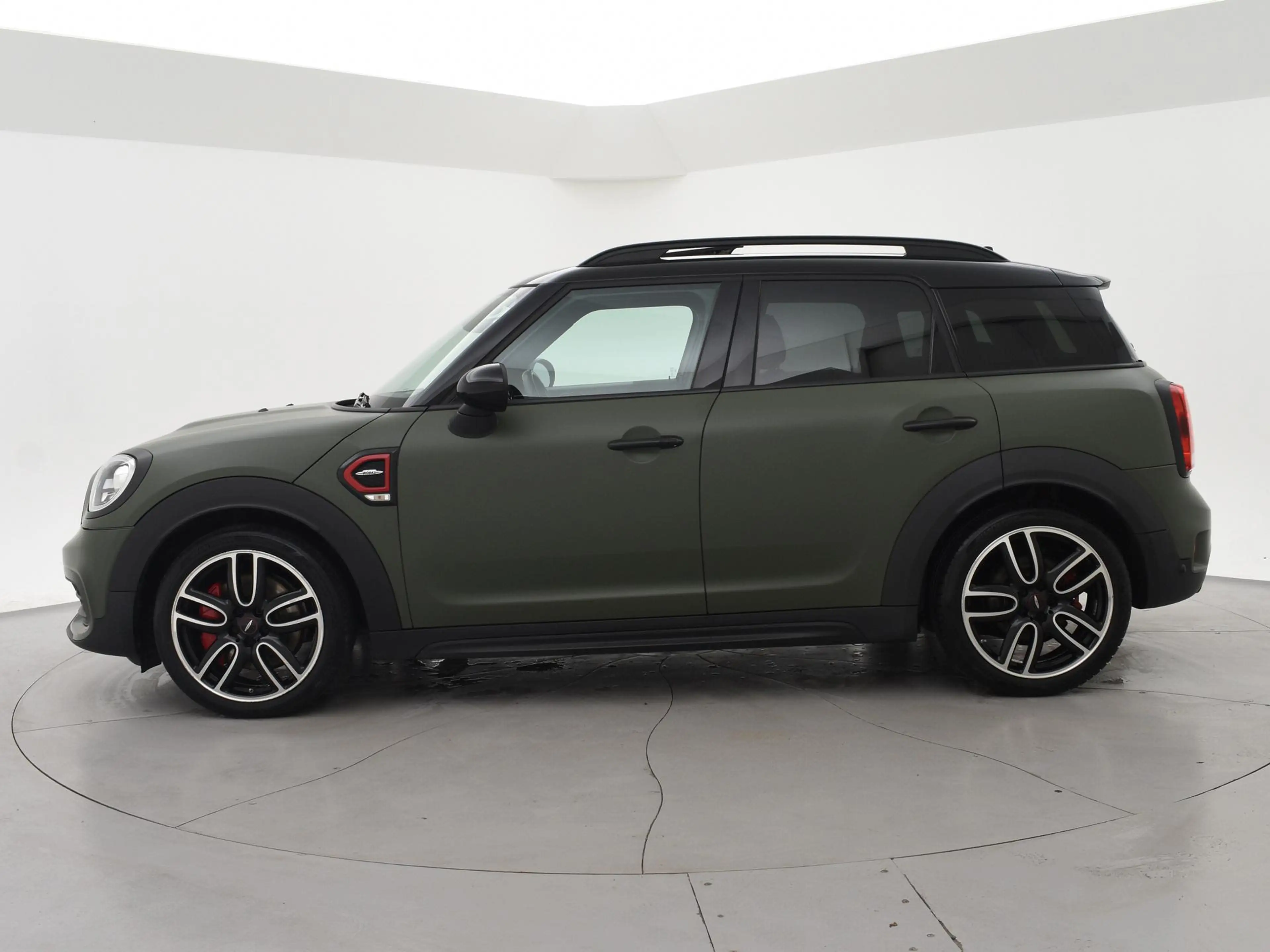MINI John Cooper Works Countryman Mini JCW 2.0 231 PK ALL4 AUT. MAT GROEN + PANORAMA — photo 5