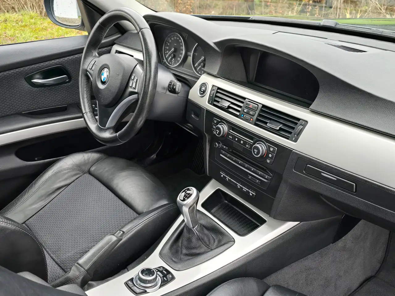 BMW 320 320d xDrive Top – Bild 18