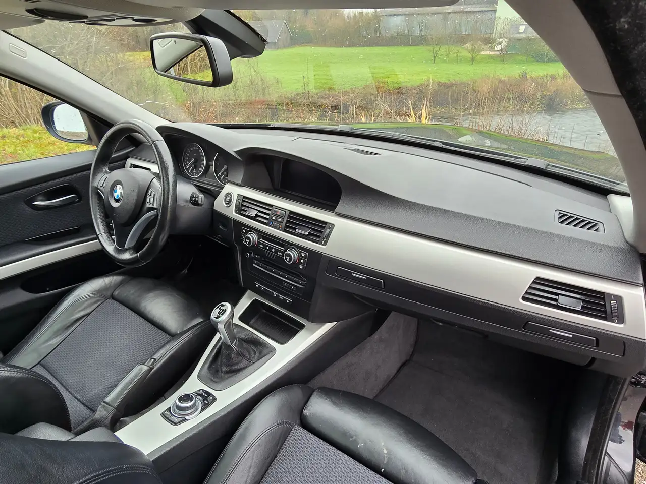 BMW 320 320d xDrive Top – Bild 17