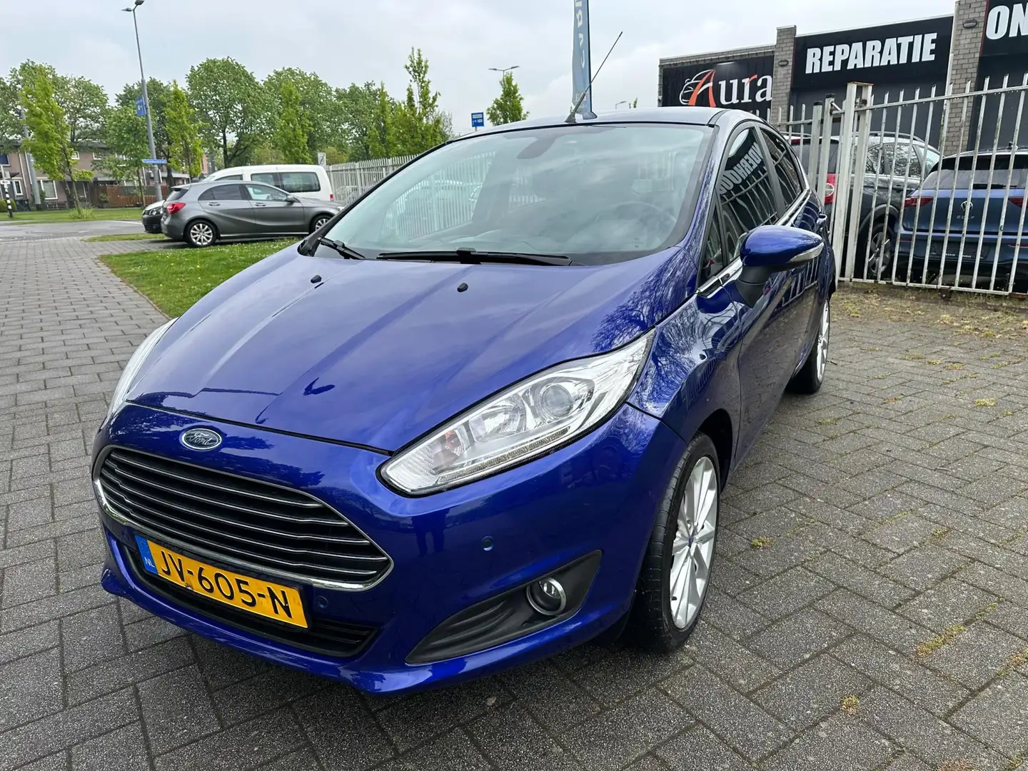 Ford Fiesta 1.0 EcoBoost Titanium X Bleu - 2