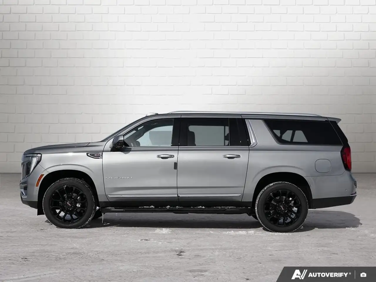 GMC Yukon снимка GMC Yukon