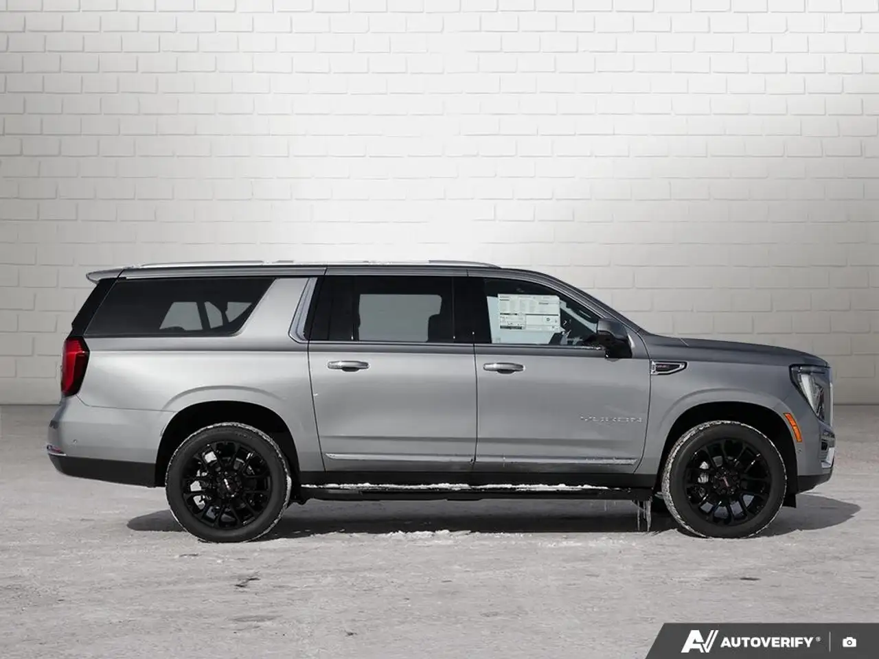 GMC Yukon снимка GMC Yukon
