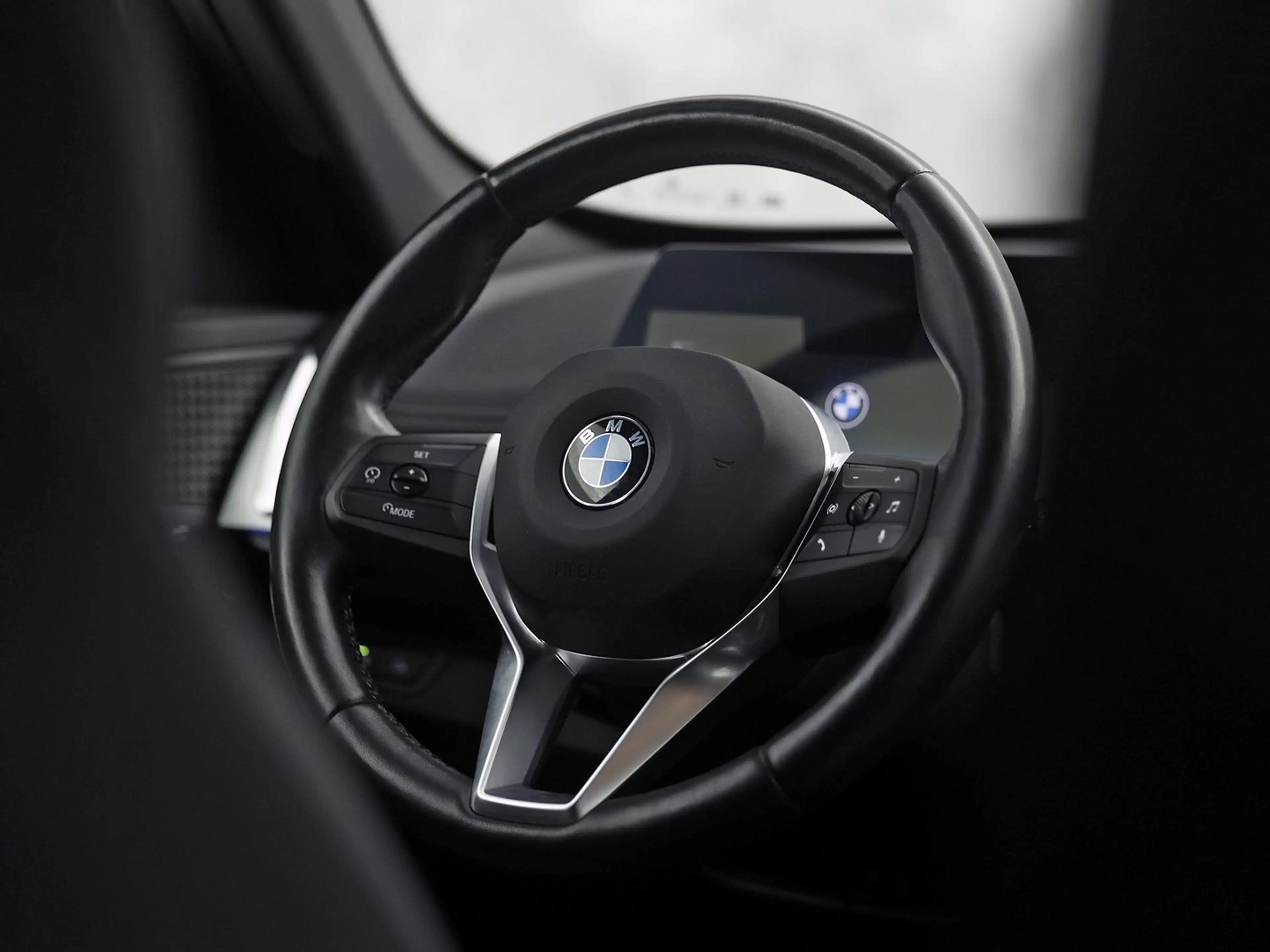 BMW X1 sDrive18i X-Line Automaat (NIEUW MODEL, APPLE CARP — photo 18