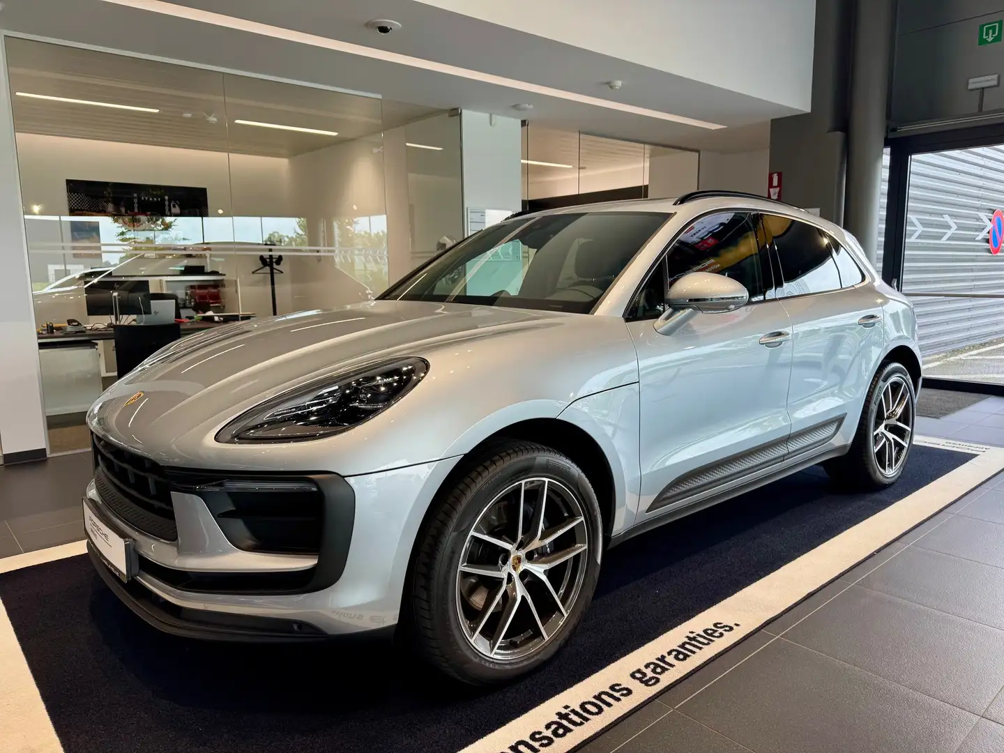 Porsche Macan Macan 2.0 Turbo PDK Gris - 1