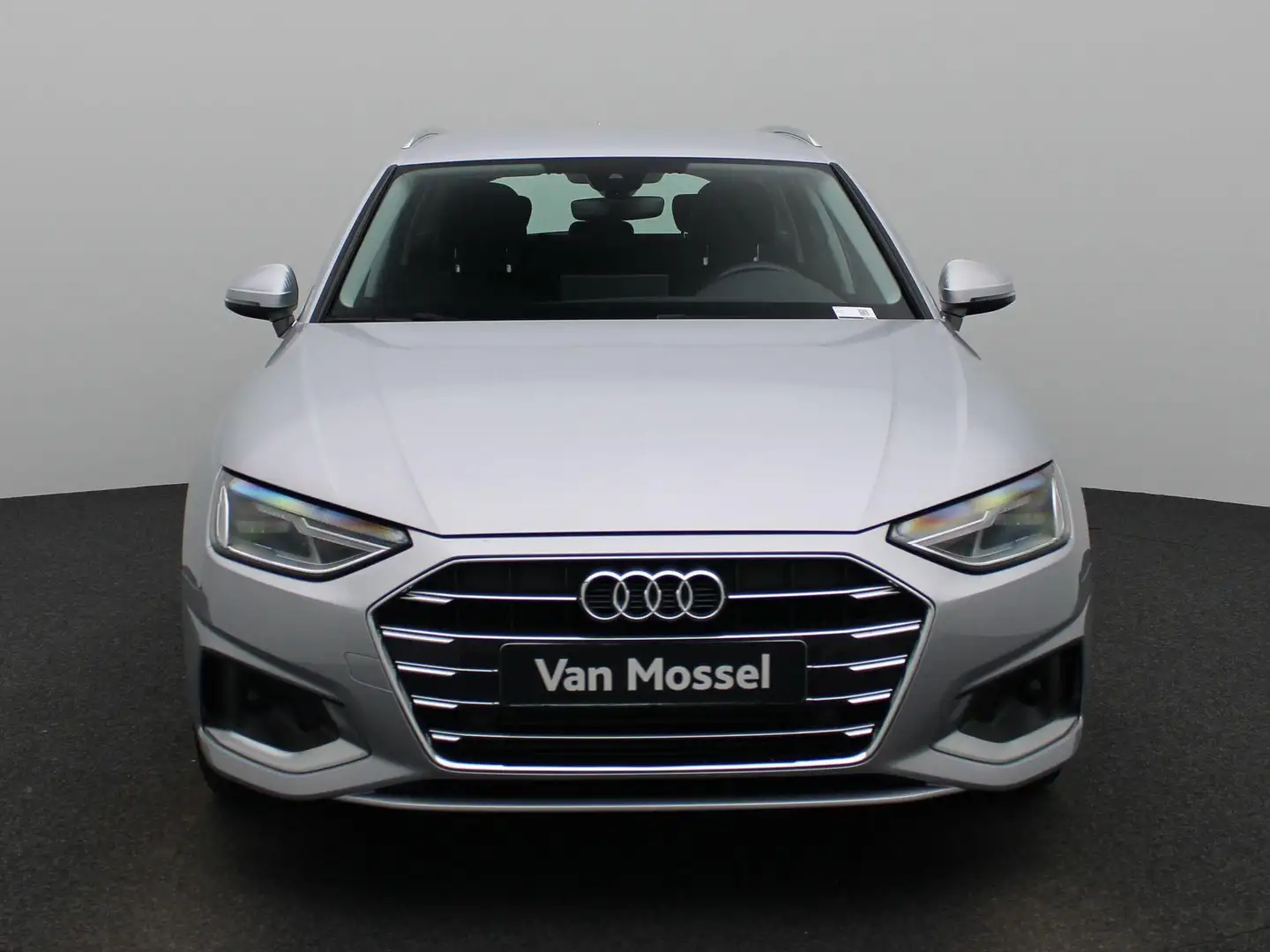 Audi A4 Avant 35 TFSI Business Edition 150 PK | Automaat | Gris - 2