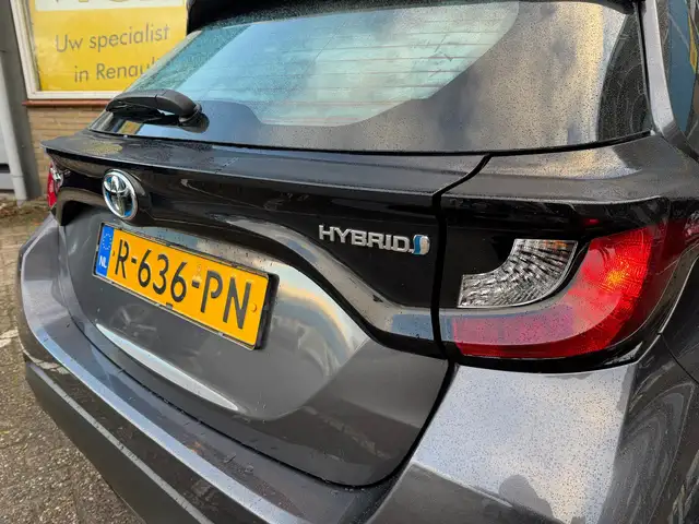 Toyota Yaris view 8