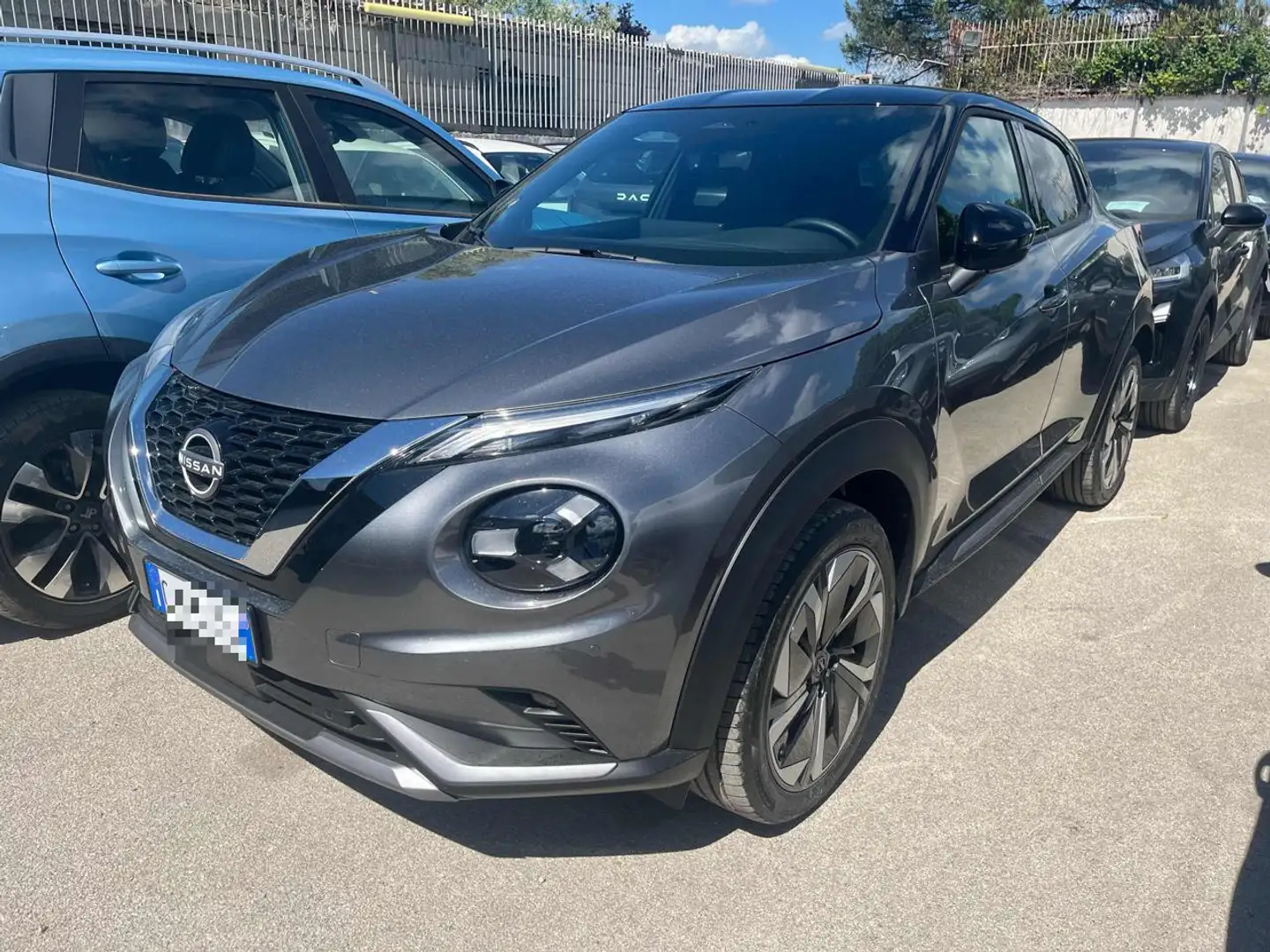 Nissan Juke 1.0 DIG-T 114 CV N-Design - 1