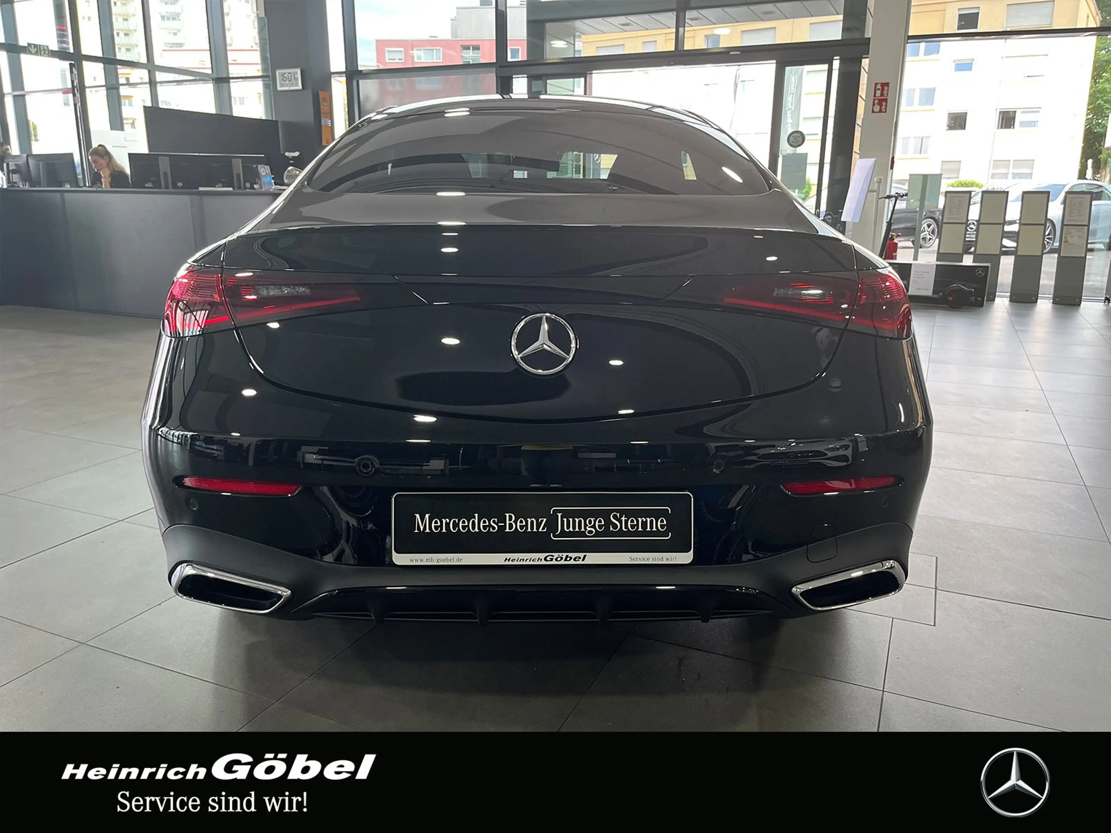 Mercedes-Benz CLE 200 AMG+PANO+BURMESTER+NIGHT+MEMORY+CARPLAY — photo 5