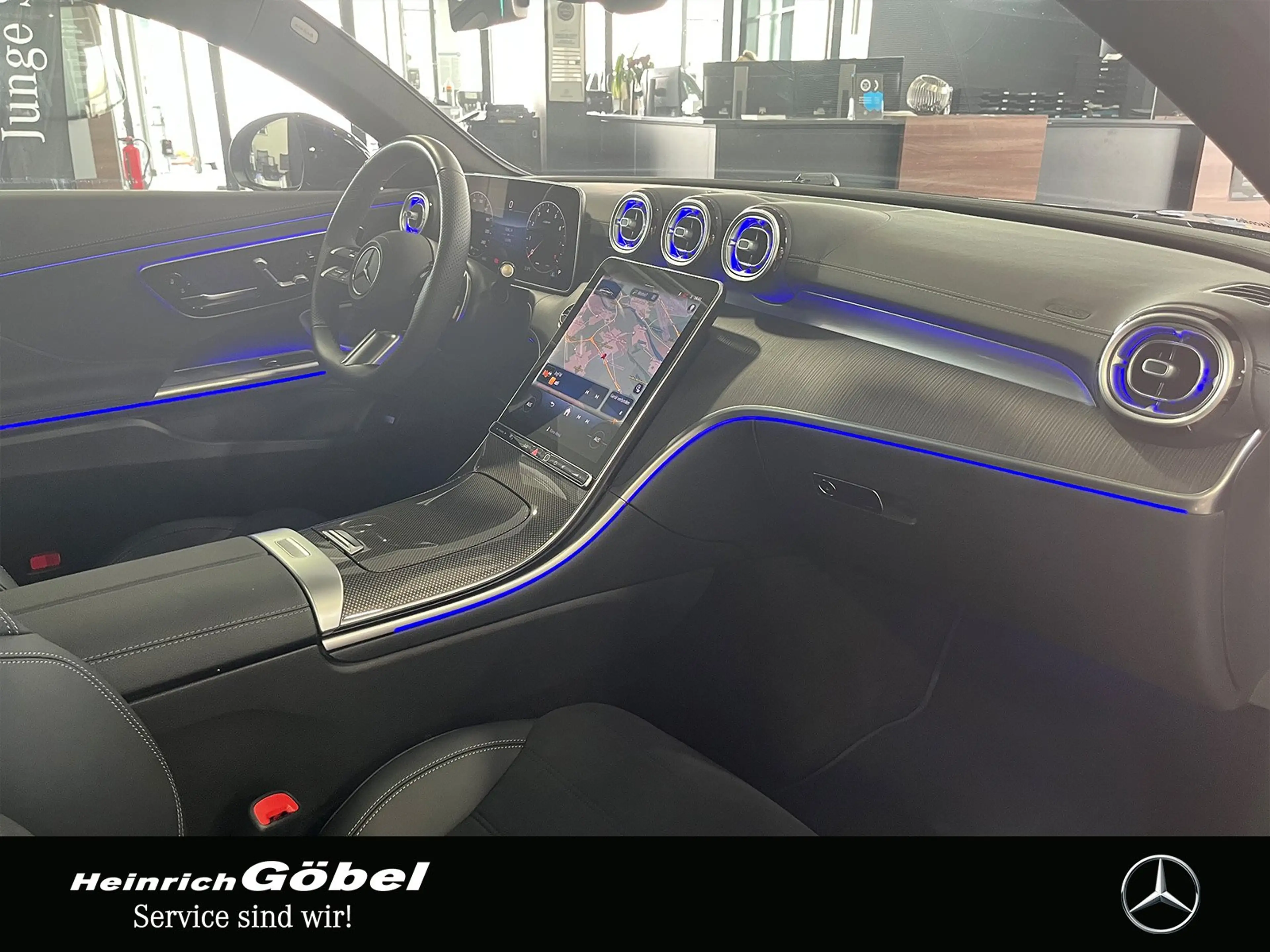 Mercedes-Benz CLE 200 AMG+PANO+BURMESTER+NIGHT+MEMORY+CARPLAY — photo 7