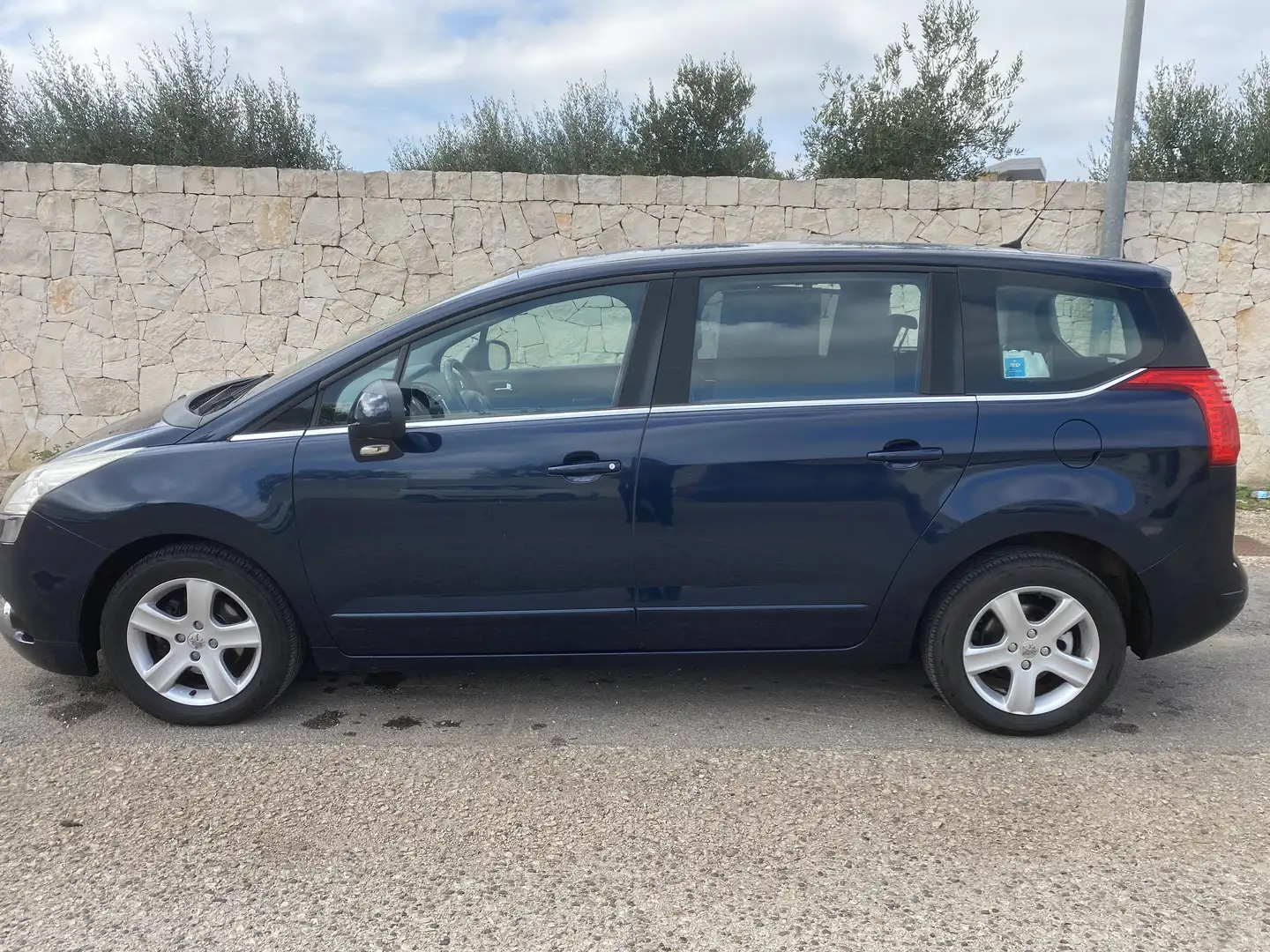 Peugeot 5008 1.6 e-hdi 8v Allure (feline) s&s 112cv robot - 2