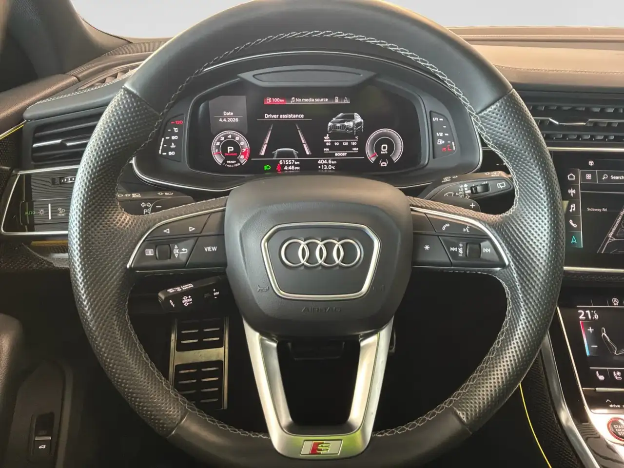 Audi SQ8 снимка Audi SQ8