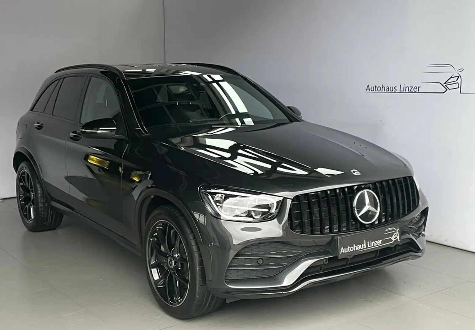 Mercedes-Benz GLC 220 d 4x4 AMG *ACC*AHK*KeyGo*CAM*AmbienteB*20''* Grau - 1