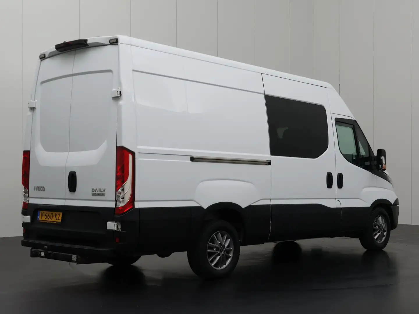 Iveco Daily 35S16 Hi-Matic Automaat L2H2 | 3500Kg Trekhaak - 2