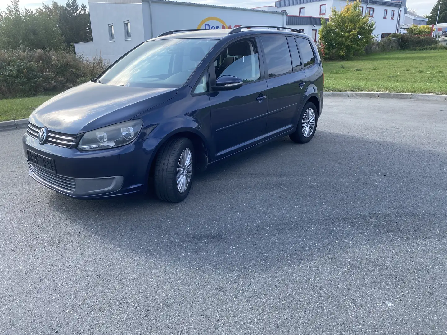 Volkswagen Touran 1,6 TDI. Comfort.7-SITZEN. MOTOR GETRIEBE TOP!! Blau - 1