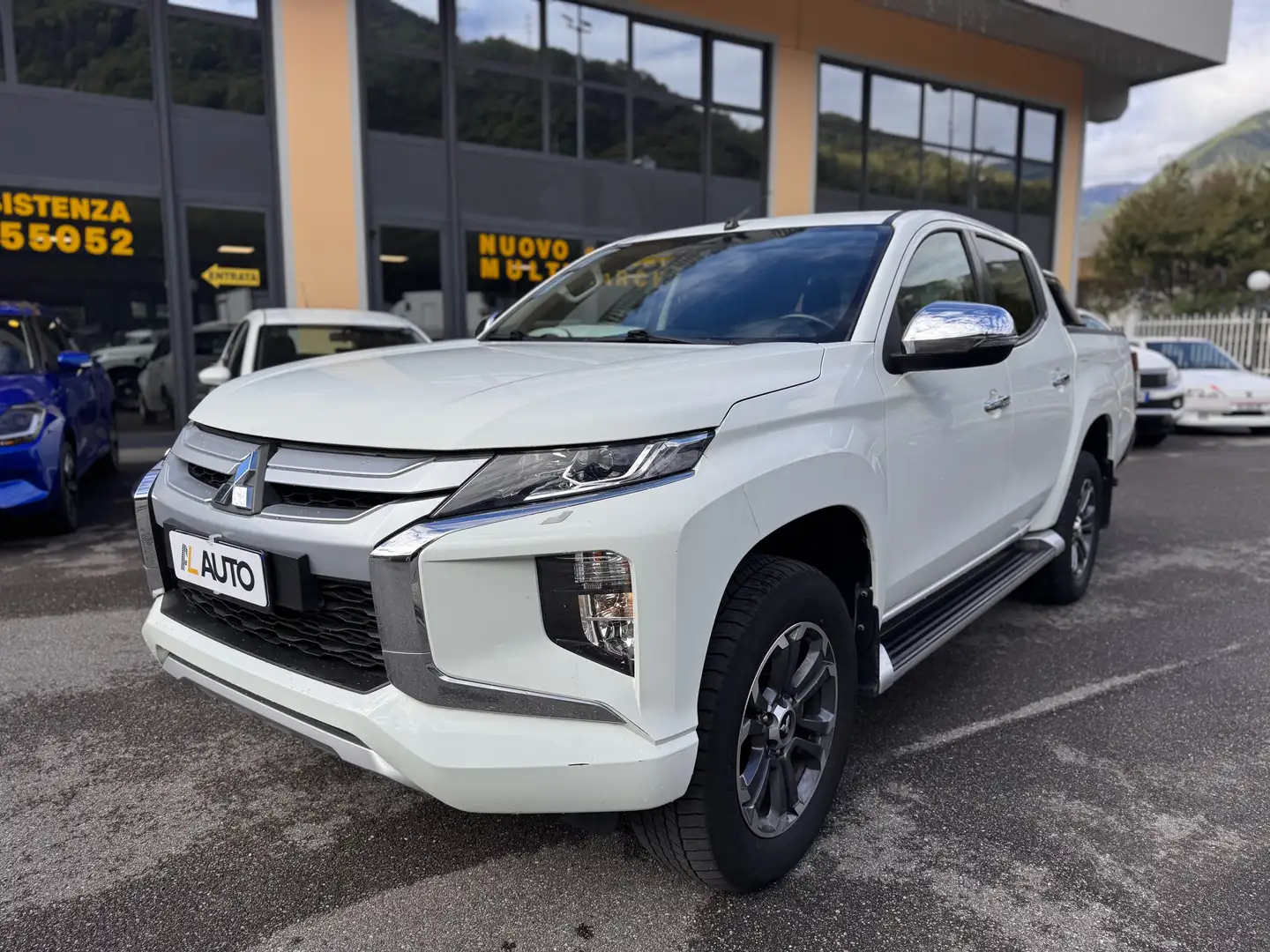 Mitsubishi L200 L200 Cab VI 2019 d.cab 2.3d Intense 4wd 150cv Blanco - 1