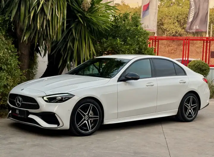 Mercedes-Benz Clase C 2026, foto 24