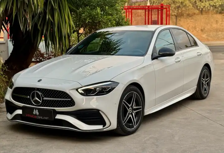 Mercedes-Benz Clase C 2026, foto 32