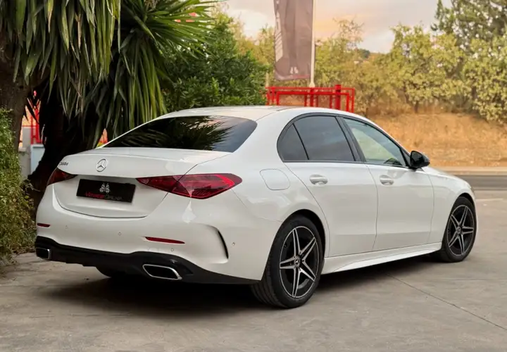 Mercedes-Benz Clase C 2026, foto 18