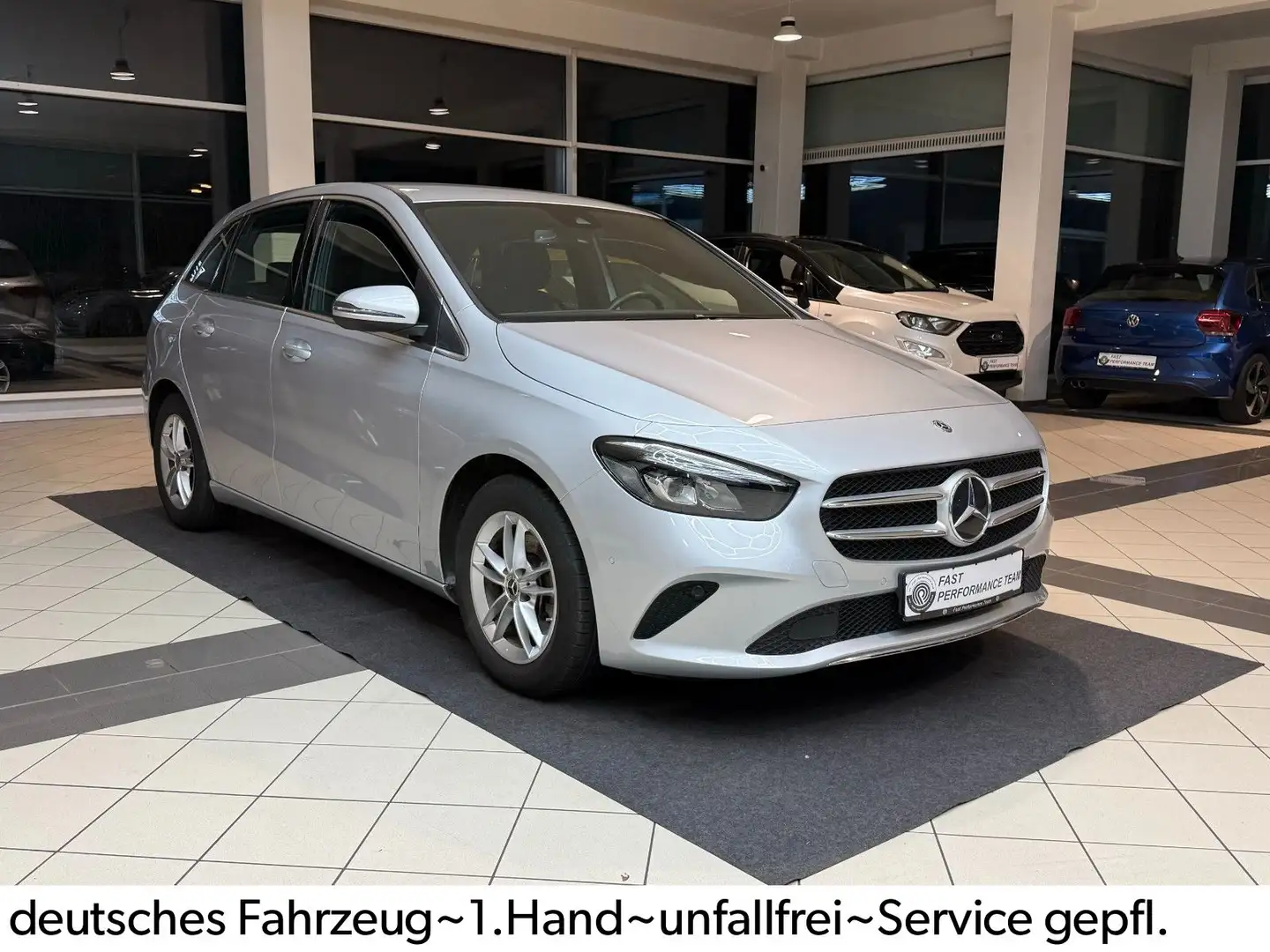 Mercedes-Benz B 200 Business~Automatik~Leder~Navi~Apple~LED Silber - 2