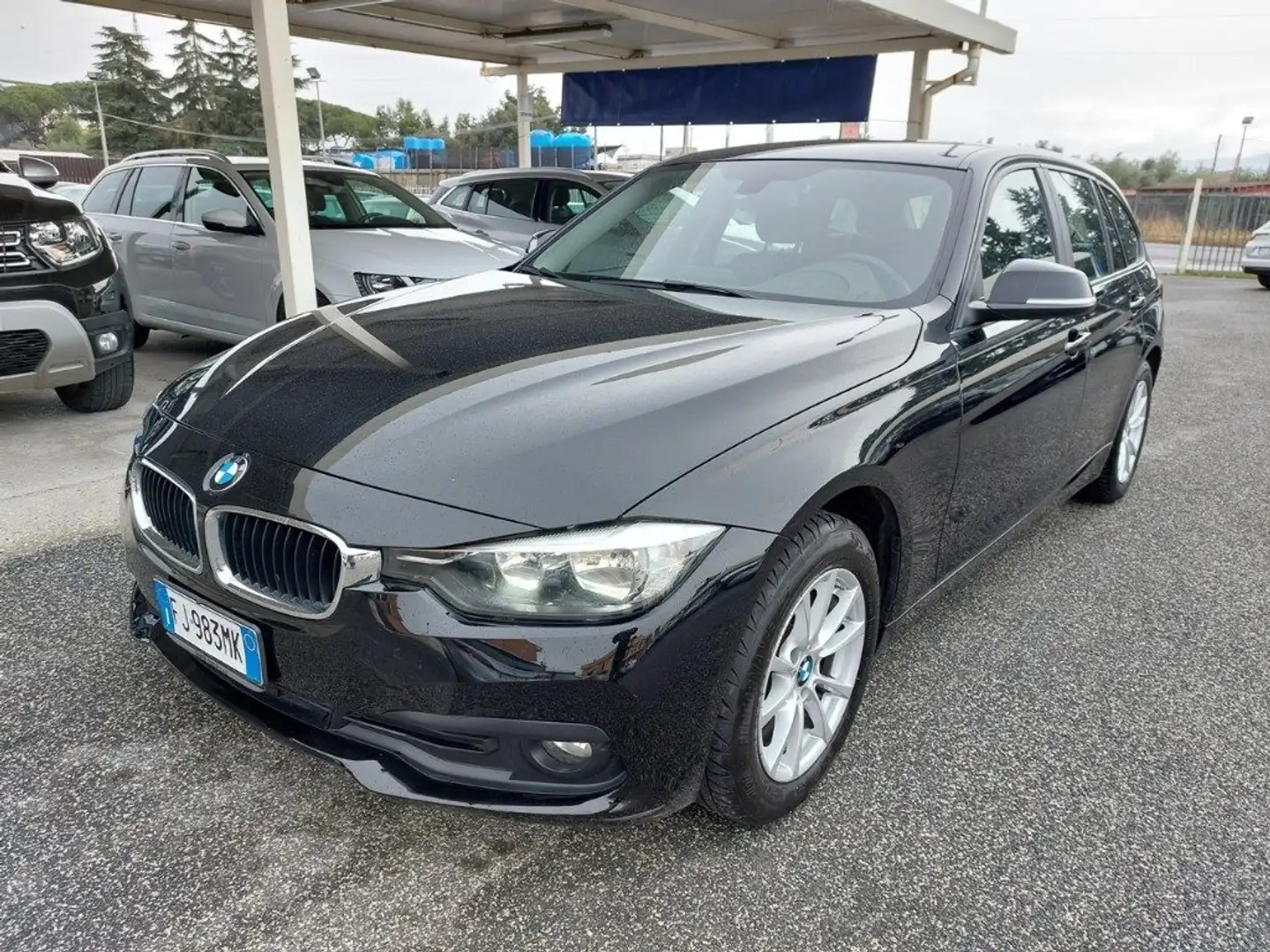 BMW 318 d Touring Business Advantage km 86000 EURO 6 Zwart - 2