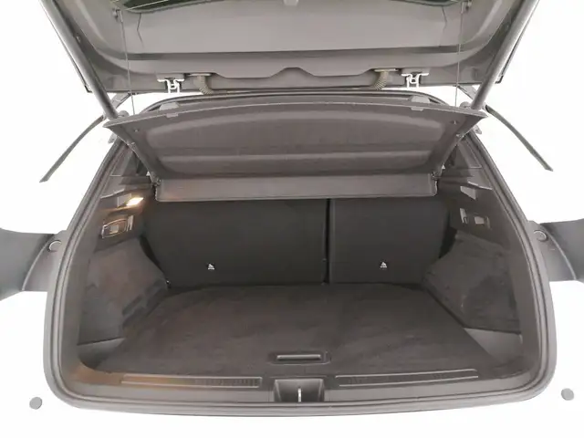 Renault Austral view 10