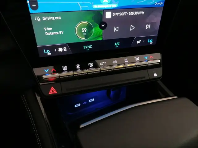 Renault Austral view 15